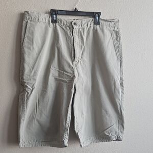 Dickies Men's Flat Front Shorts in Light Khaki